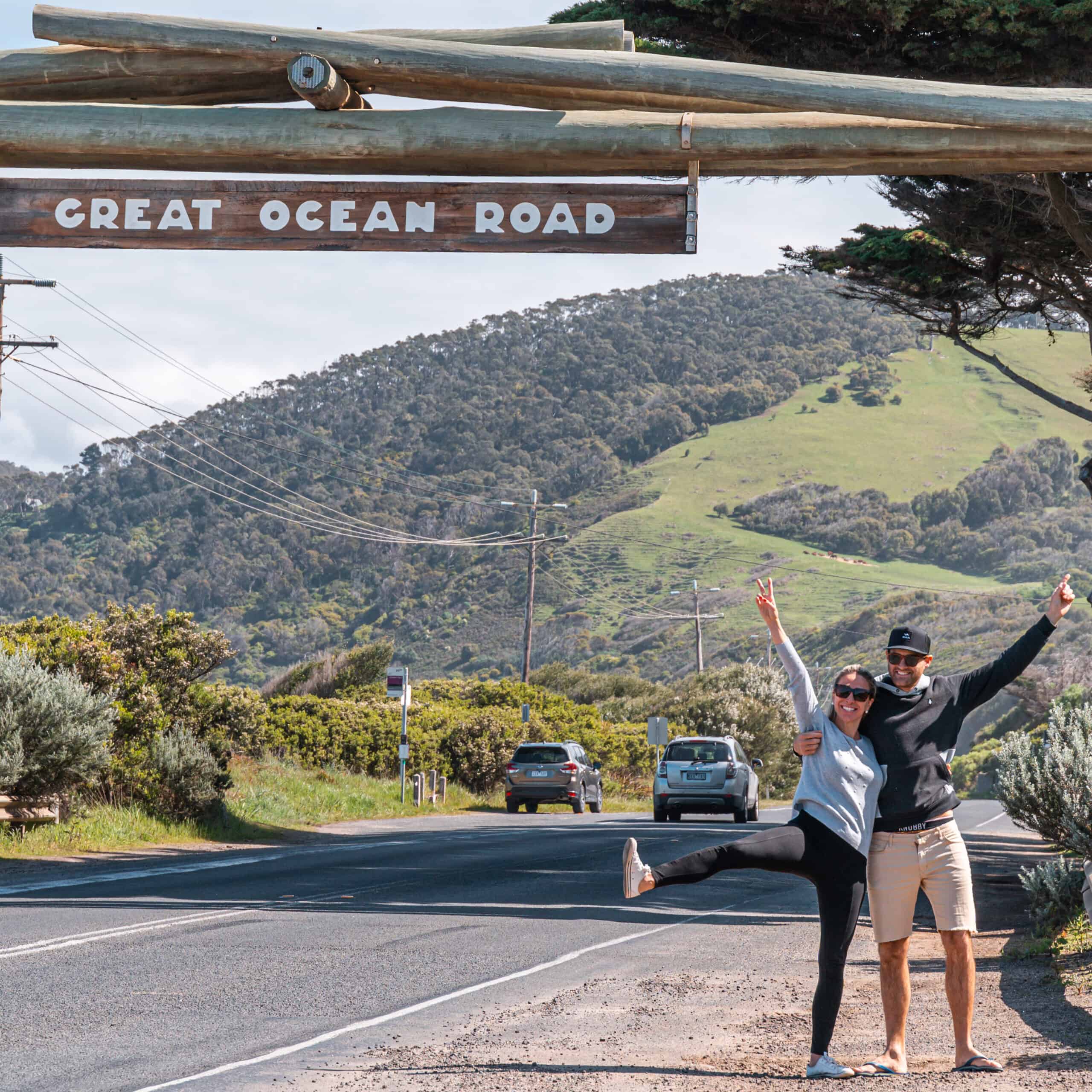 Wade and Dani under the Great Ocean Road memorial Arch.