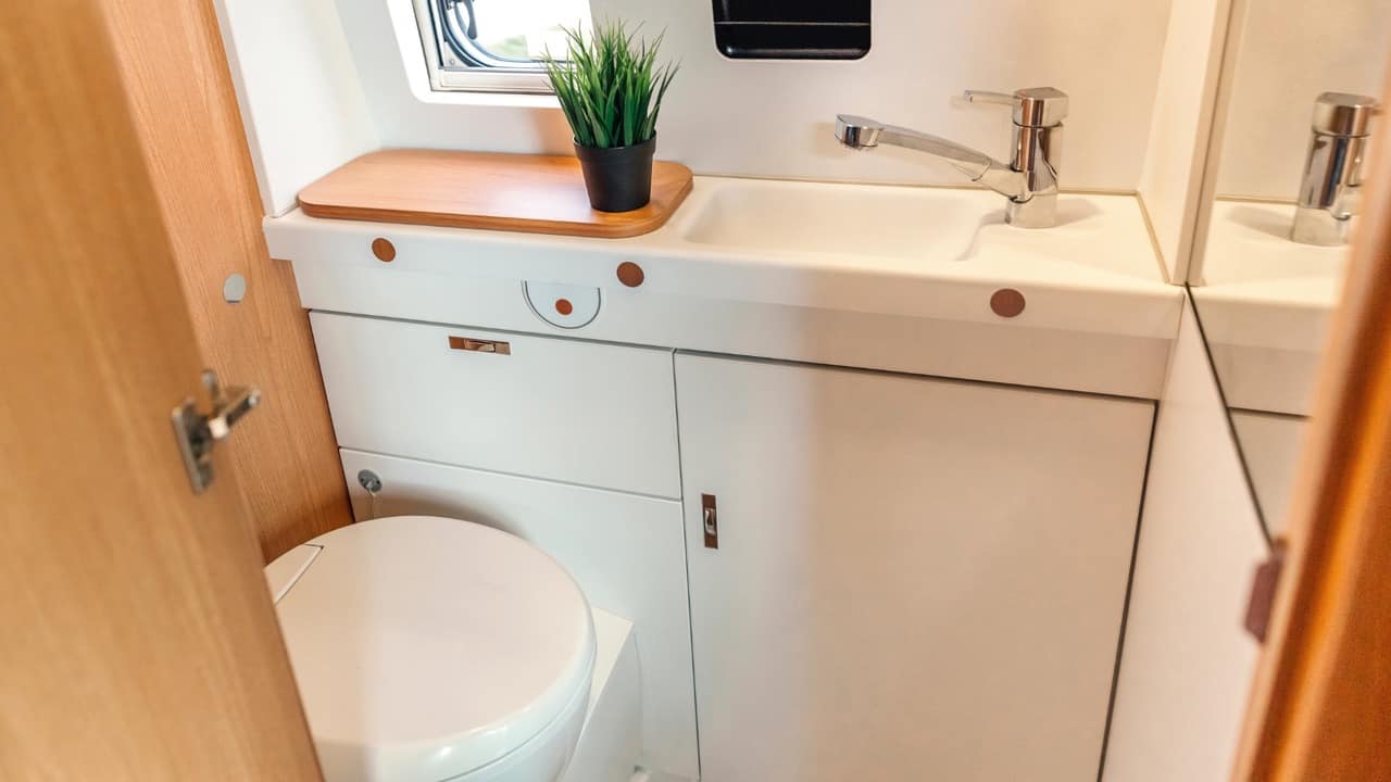 Comparing Outdoor vs Indoor Toilets and Showers in a Campervan